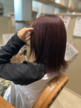 クーレ ビオトープ(+ CURE biotope) ブリーチオンカラーでローブピンク