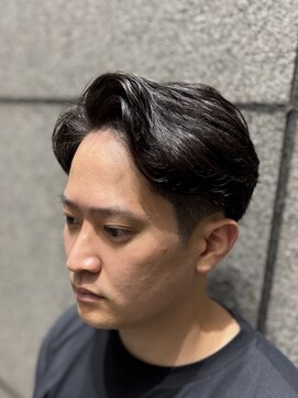 ヘアモード キクチ 銀座店 ビジネスナチュラル毛流れパーマ