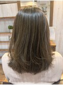 30代40代白髪ぼかしハイライト×ナチュラル透明感アッシュカラー