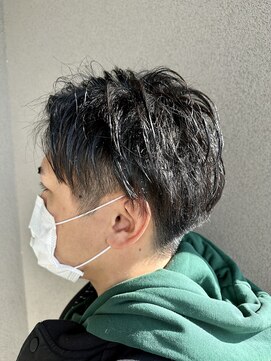 クレーヌ(CREINE) スーツ短髪ツーブロック束感モテる黒髪シークレットパーマ