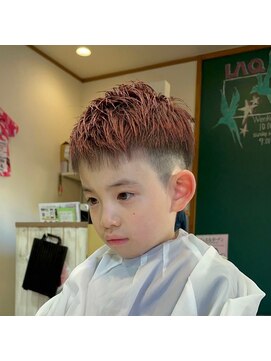 ラクヘアー 上福岡店 キッズカット爽やかソフトツーブロックレッドブラウン