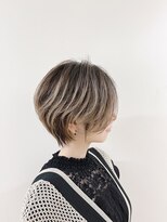 アイズ(I's)&nbsp;バレショート×デザインカラー×丸みショート