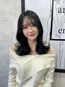 アートマン(artman) 【artman 青井美海】韓国風くびれヘア/髪質改善/ブリーチ無し
