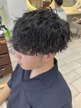 テトラ バイ ネオリーブ 横浜西口店(tetra by neolive) メンズパーマ 波巻き 波巻きスパイラル 横浜