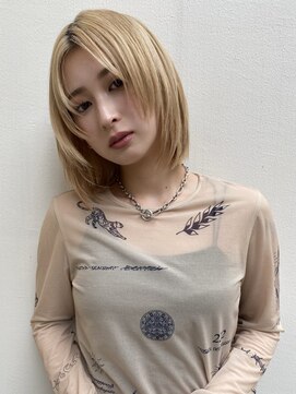 エイチ(H eitf) 顔まわりレイヤーボブ