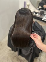 ハクア(HAKUA)&nbsp;【地毛風ストレート】思わず触れたくなる柔らかい髪質改善