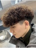 札幌スペインカールメンズパーマ刈り上げ海外風ヘア強めフェード