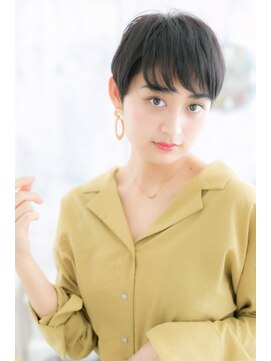 ヘアアンドビューティー ミック(Hair & Beauty miq) クールフェミニンな表情…黒髪ベリーショート