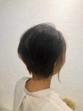 ジーナ 西荻窪(Zina) 【CELINE　西荻窪】大人かわいい★セシルショート