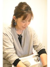 スパニスト。お客様に極上のシャンプー、ヘッドスパをお届けします。ご自分へのご褒美にいかがですか♪