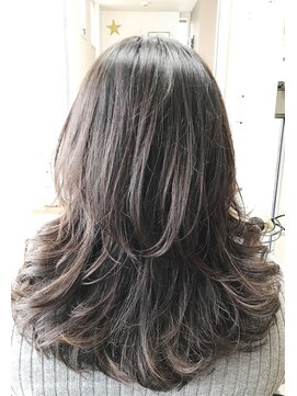 ブローチ ヘア(brooCH hair) セミロング