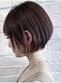 ショートカット×ひし形ショートボブ×カーキグレージュ30代40代