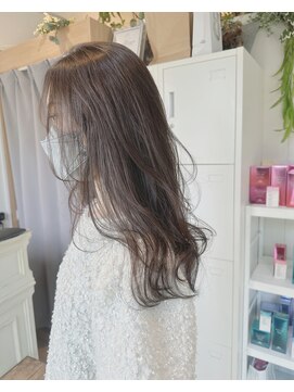 イム(imu) 【imu STYLE】ロングレイヤーヘアスタイル