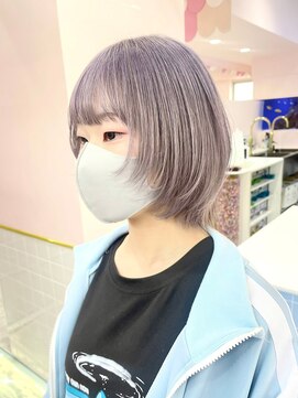 ゲーム バイ アランスミシー 横浜(GAME by Alan Smithee) ダブルカラーグレージュカラーケアブリーチハイトーンカラー韓国