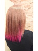 インナー×ビビットピンク
