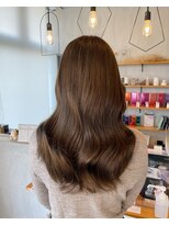 シェル 津山の手店(shel)&nbsp;20代30代大人可愛い髪質改善艶感ベージュ