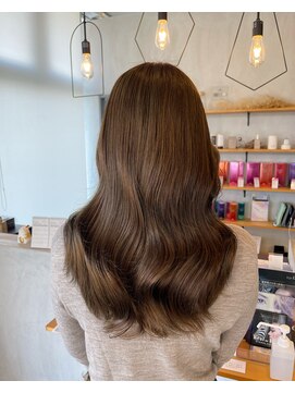 シェル 津山の手店(shel) 20代30代大人可愛い髪質改善艶感ベージュ