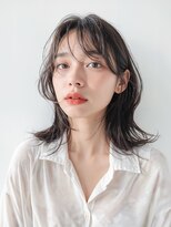 スケール(SCALE)&nbsp;暗髪ネイビージュ×外ハネセミディ【髪質改善　梅田　大阪】３