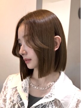 コート 表参道(Cote) 切りっぱなしボブ　センターパート　毛流れ　前髪カット