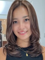 シエロビューティー(CIELO beauty) ハイライトカラーミルクティーベージュレイヤーカット