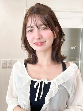 レア 表参道(L'ea) ・黒髪クラゲヘアーオリーブグレー小顔ココアベージュ