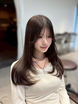 ザシェノンウメダ(THA CHAINON UMEDA) イメチェン/ピンクベージュ/アンブレラカラー/前髪/心斎橋