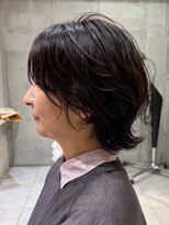 キリ 逗子(kiri)&nbsp;逗子葉山ウルフショートニュアンスパーマ耳かけショート前髪Y267