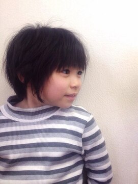 ナチュラ(Natur) 【計算されたラフさ】動くたび視線を奪う、なこなれボブ