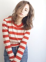 パール(PearL) 《PearL》透け感ベージュのふんわりミディ