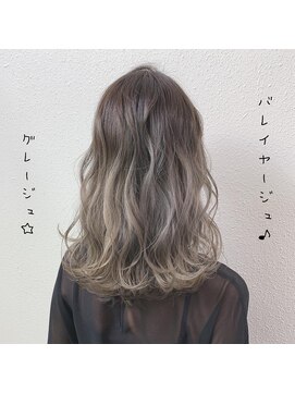 アウルム 下北沢(aurum) 【ミディアム】王道グレージュ