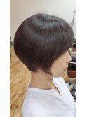 ショートボブ