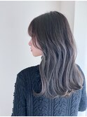 ロングスタイル モノトーンベージュ ブリーチなしグレーカラー