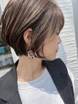 ヘアーエポック(hair epoque) 大人可愛い20代30代40代前下がりショートボブ丸み耳かけショート