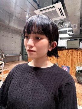 ライラ(Lyla) guest hair  プツッと切りっぱなしミニボブ