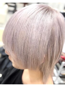 ボヤージュニケ(Voyage Nike) ホワイトピンク