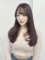 ピープスアンドスー 表参道 渋谷(Peeps&Suu.) ピンクレッド顔周り小顔レイヤー髪質改善透明感カラー