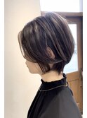 ショートボブ