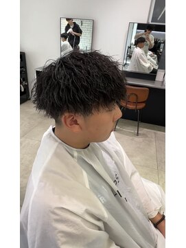 リップス 横浜(LIPPS) 強めツイストスパイラルパーマ