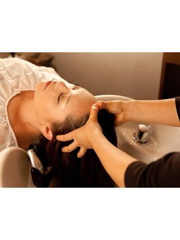 《頭皮ケア×リラクゼーション》選べるヘッドスパで大人女性の美髪を応援♪[福岡/糟屋/メンズOK]