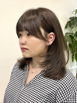 ビューエヒメ(VIEW EHIME) 小顔可愛いレイヤーカット×アッシュカラー10代20代30代