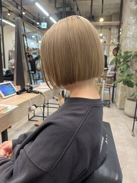 エレン 向ヶ丘遊園 登戸(ELEN) ミルクティーブロンドミルクティーベージュミニボブミニマムボブ