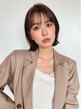 ビーチ(BEACH) イメチェン ピンクベージュ 前髪 大人ショート 似合わせカット