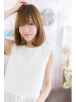 ミック ヘアアンドメイク アップ 駒込店(miq Hair&Make up)&nbsp;ノームコアで大人かわいいフェザーバングワンカールb1