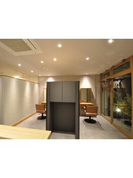 【ほぼ年中無休☆当日予約もOK】マンツ-マン施術&全席半個室☆リラックスしながら自分へのご褒美タイムを♪