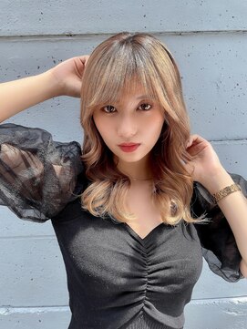 アローラ 三軒茶屋(Allora) 色気とセレブ感溢れる韓国女優風くびれペールベージュ