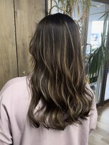 ヴィフ 大船(VIF)&nbsp;ハイライトカラー/グレージュカラー/ロングヘア/アッシュ/大船駅