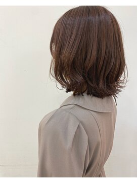 ゼル ビッグアイ(ZELE) ふわゆるボブ