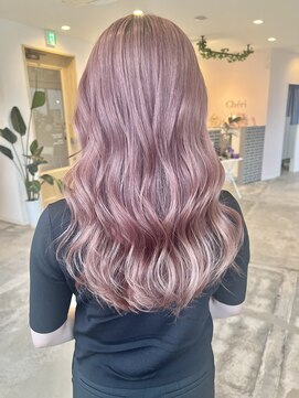 シェリー(Che'ri) レイヤーカットにピンクベージュ / MANA