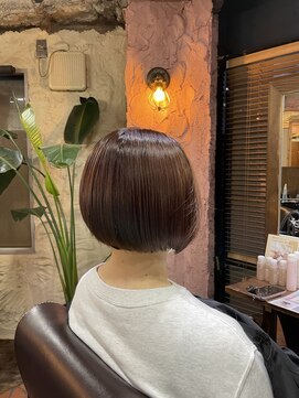 ロッソバイアルター 鎌取(ROSSO by aL-ter) 【ピンクブラウン/美髪/切りっぱなしボブ】千葉香奈