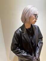 オアシス 表参道(OASIS) ホワイトシルバーレイヤー似合わせ切りっぱなし韓国ボブ